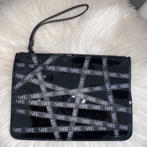 Nars Wristlet